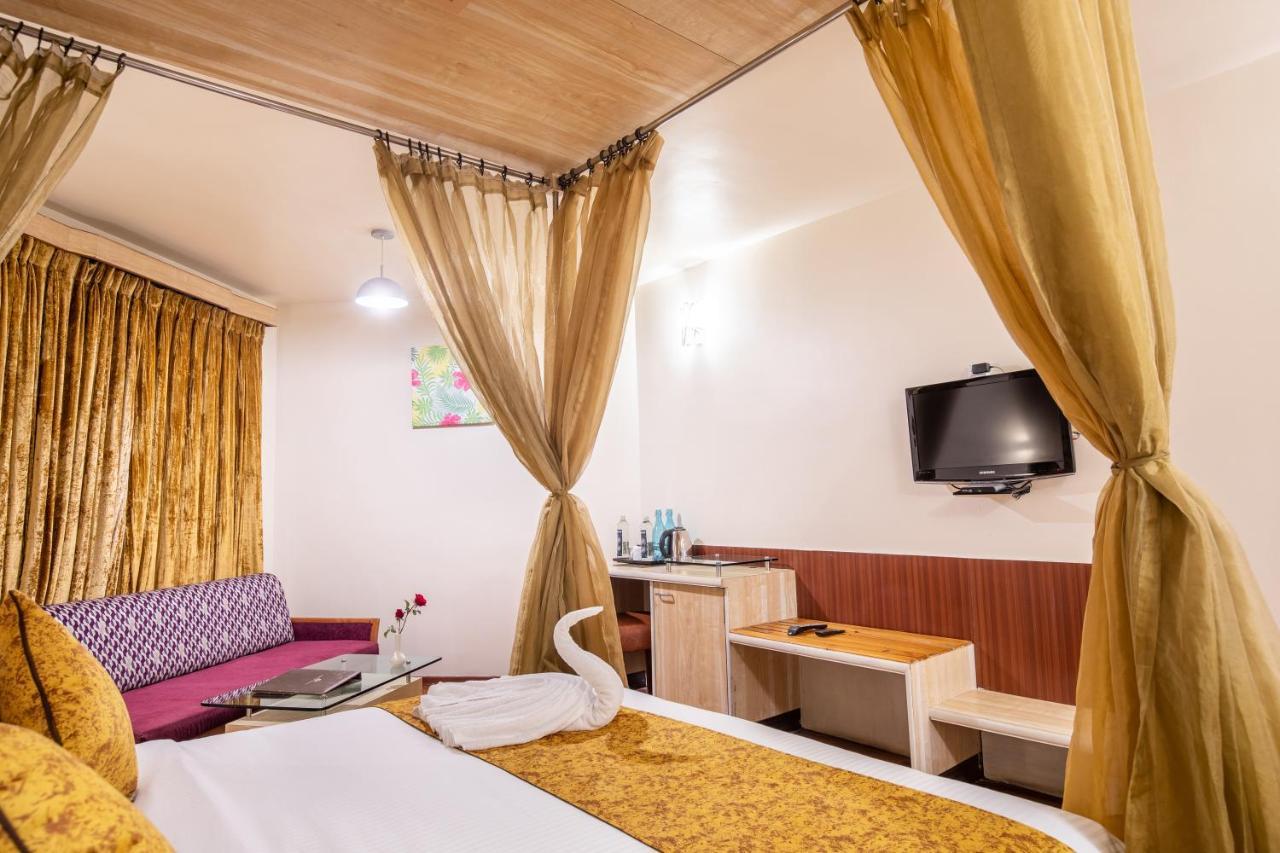 Poppys Pleasant Stay Kodaikanal Exteriör bild