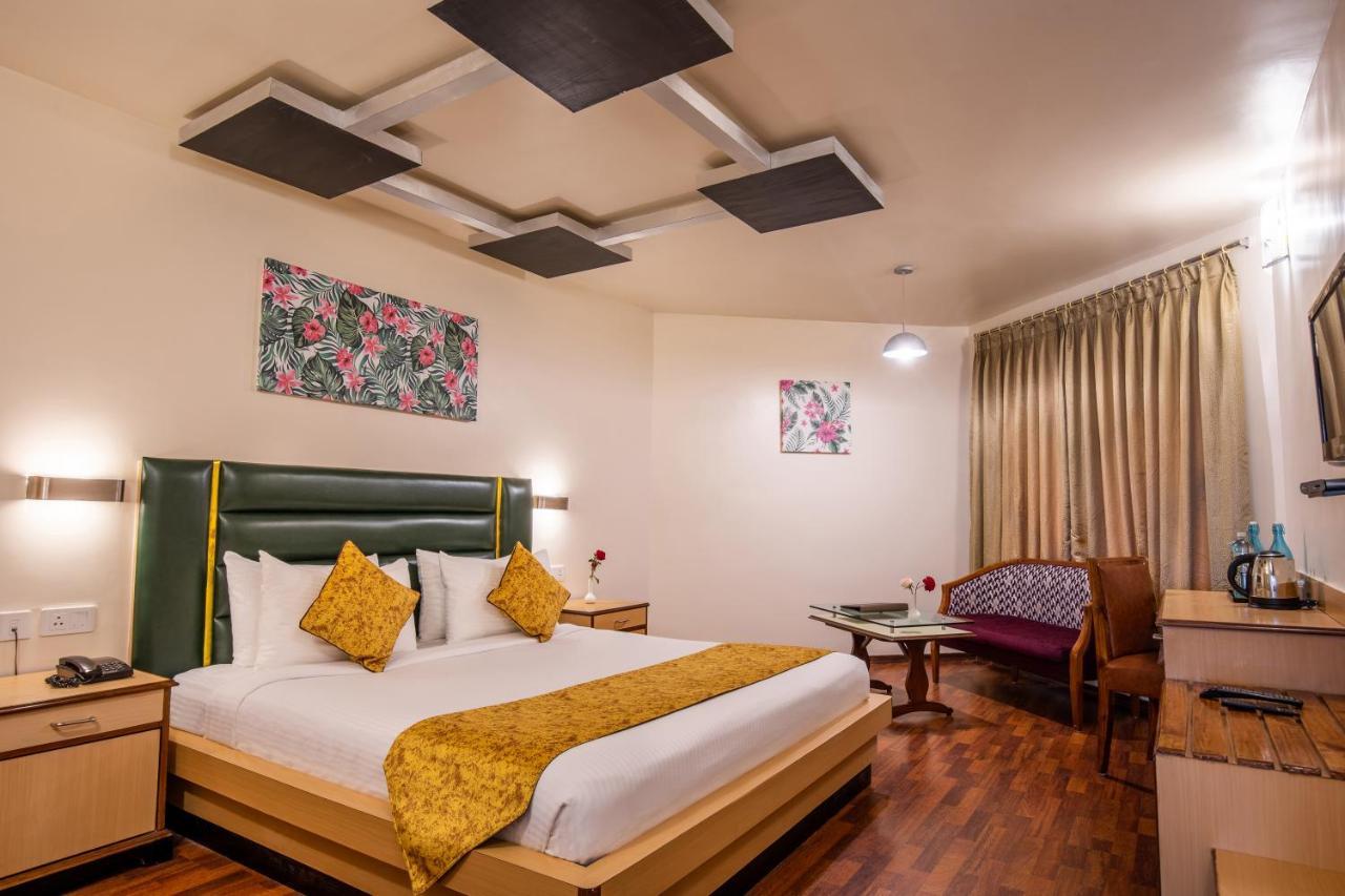 Poppys Pleasant Stay Kodaikanal Exteriör bild