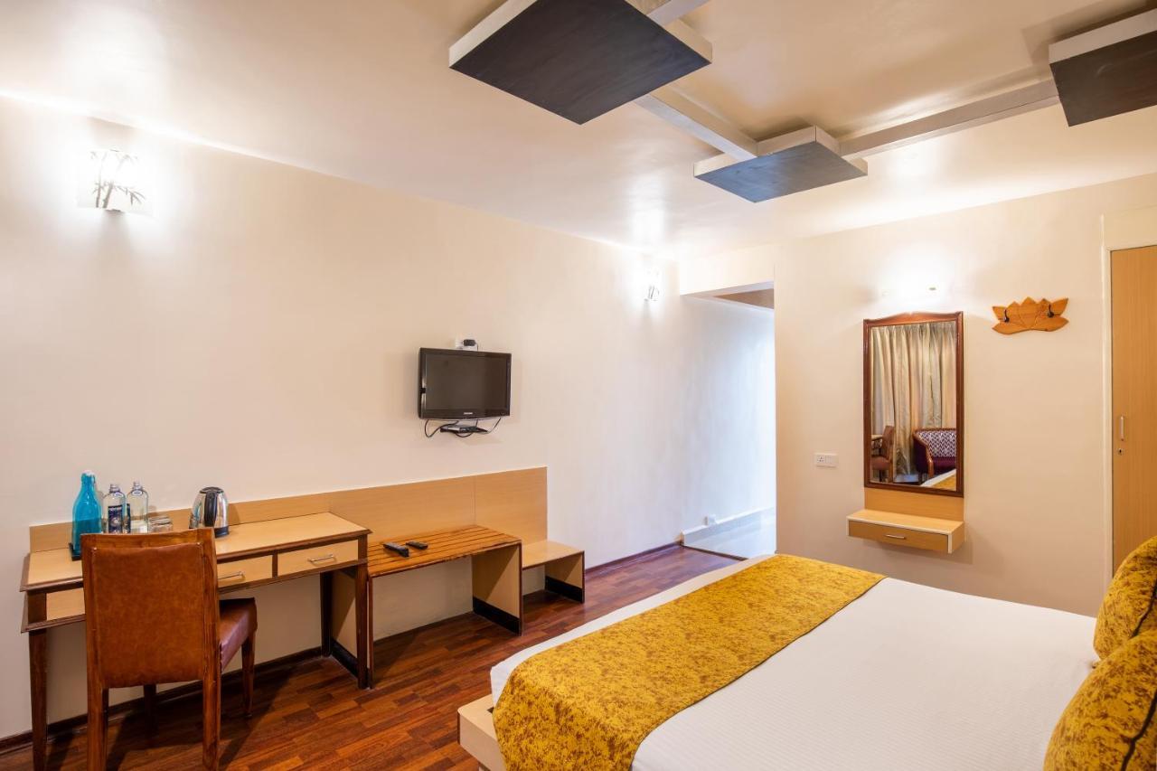 Poppys Pleasant Stay Kodaikanal Exteriör bild