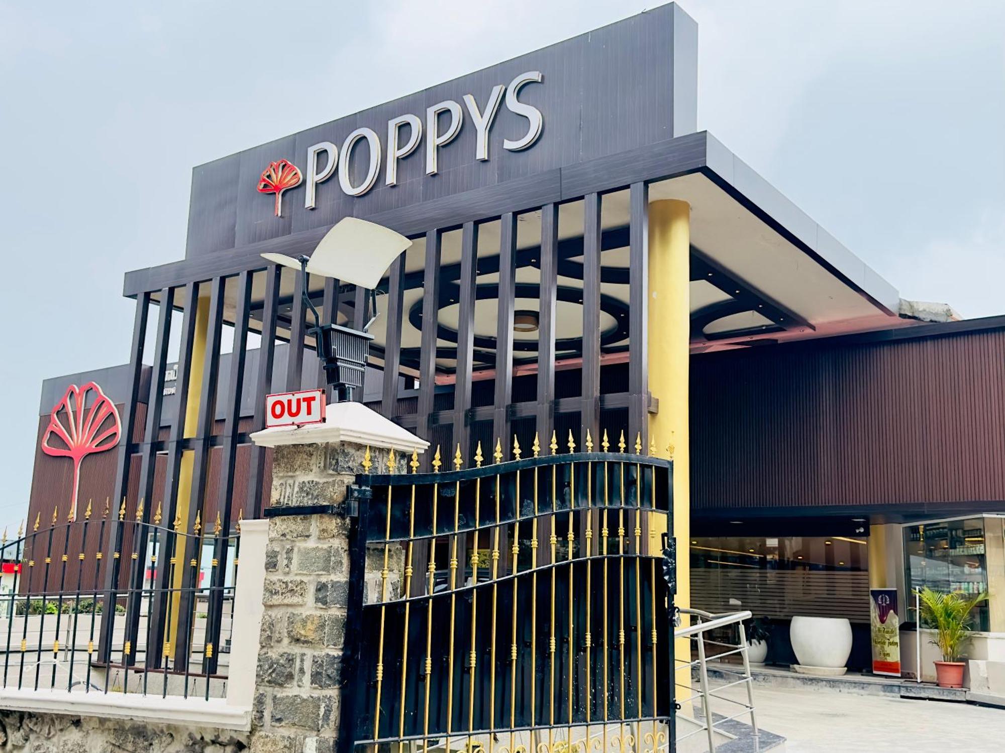 Poppys Pleasant Stay Kodaikanal Exteriör bild